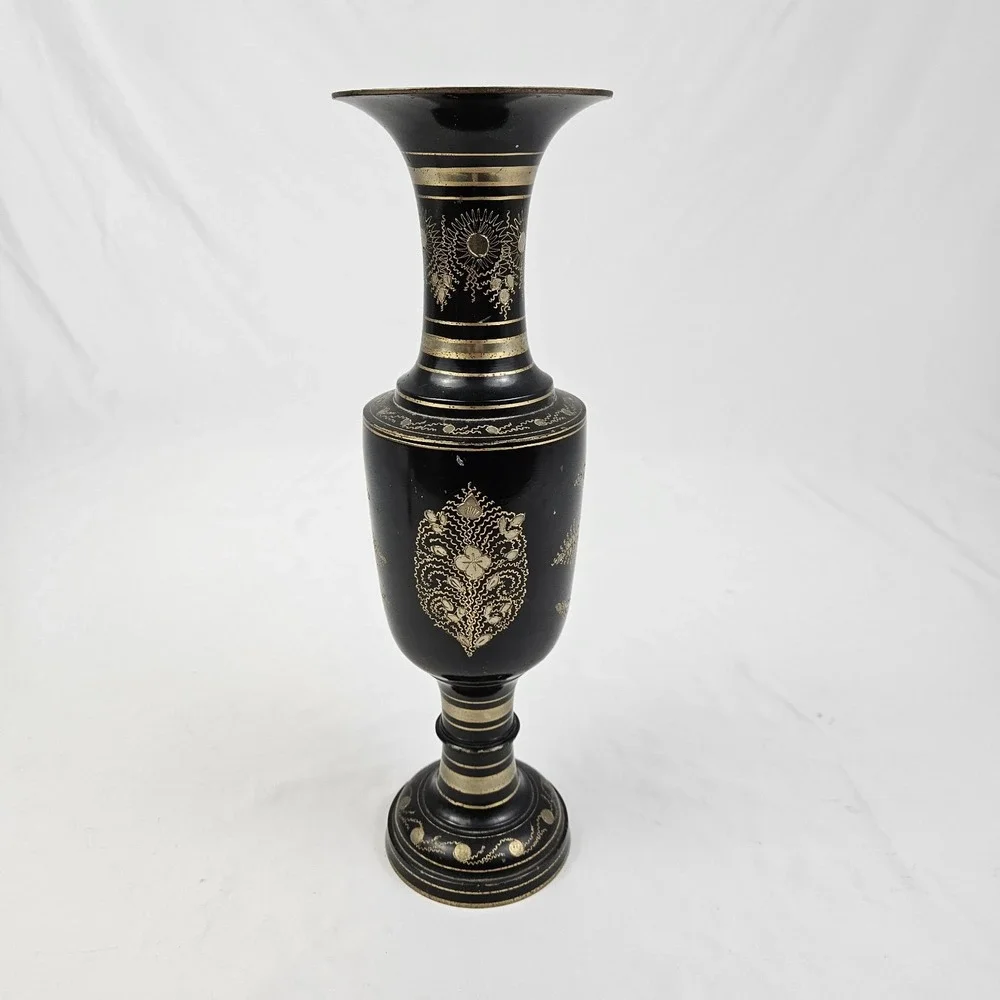 N/A vintage etched
